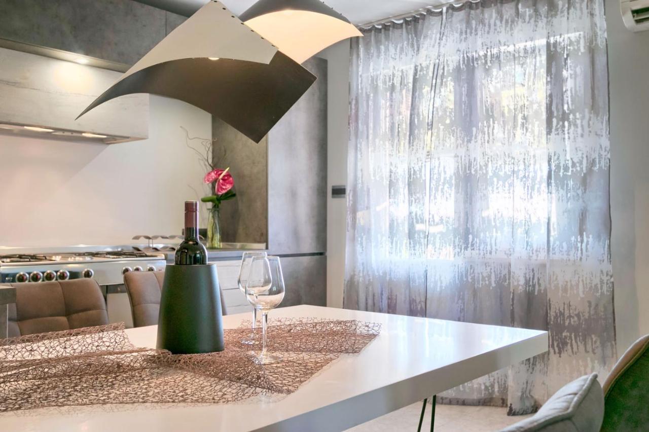 Modern Oasis Apartment *